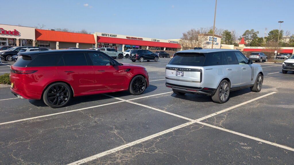  We Drove The 2025 Range Rover Sport V8 And Realized Luxury Still Has A Wild Side