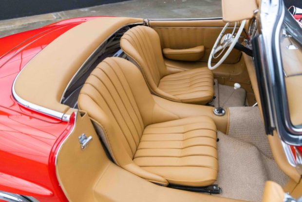 1961 Mercedes-Benz 300SL Roadster