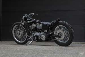 Custom 1972 FLH shovelhead with girder fork