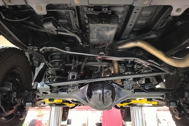 30k-Kilometer 2014 Toyota FJ Cruiser Trail Teams Ultimate Edition 6-Speed