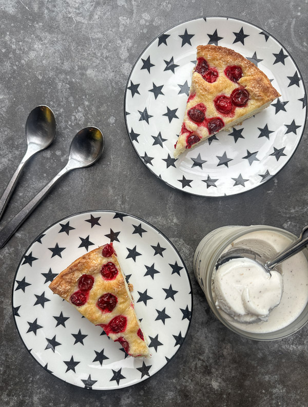 Leftover Thanksgiving cranberries? This cranberry orange cobbler is the answer. Sweet-tart, citrusy, and baked until bubbly with a buttery golden topping. An easy way to use up extra cranberries and keep the cozy vibes going.